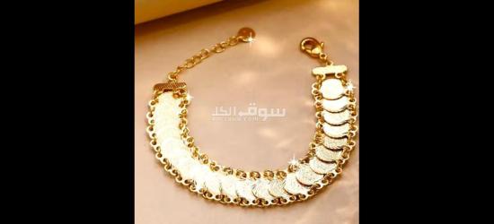 عرض 2 سلسله عملات أفريقية مطلية بالذهب